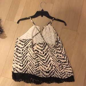 Parker criss cross back with black lace trim